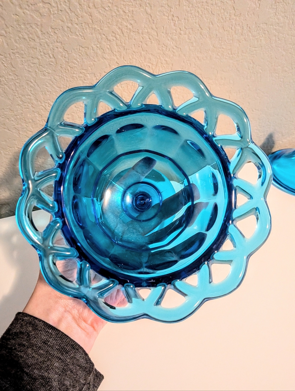 Vintage Imperial Glass Colonial Blue Lace Edge Pedestal Candy Dish With Lid - Picture 6 of 8